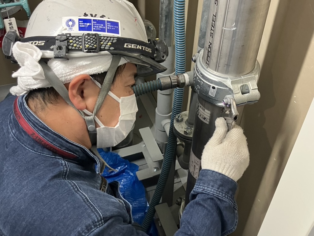 設備点検作業の様子